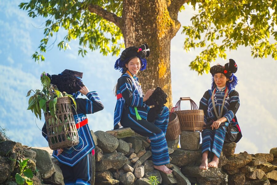 Trang phục nhuộm chàm