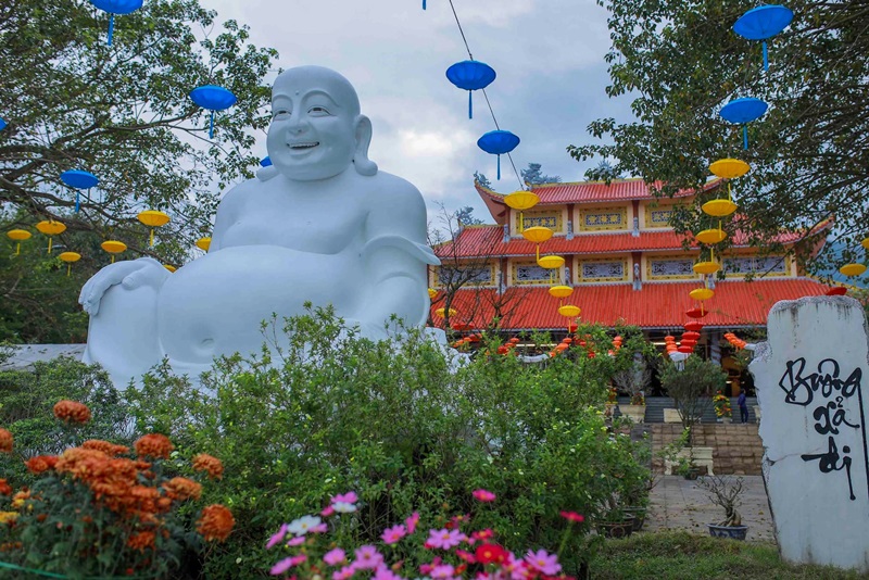 Chùa Nam Hải Đà Nẵng