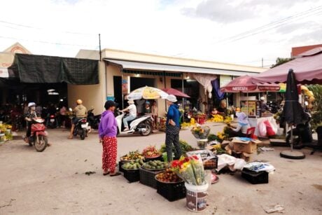 Một góc chợ ở Việt Nam