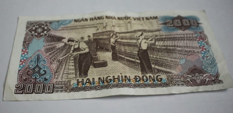 2000 Vietnam dong