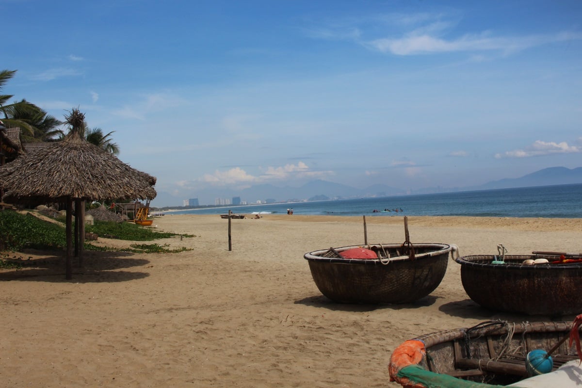 A sunny day in An Bang Beach