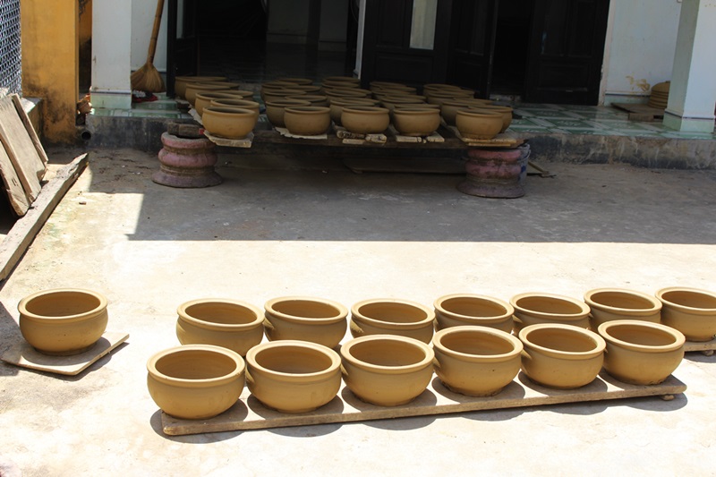 thanh ha pottery village