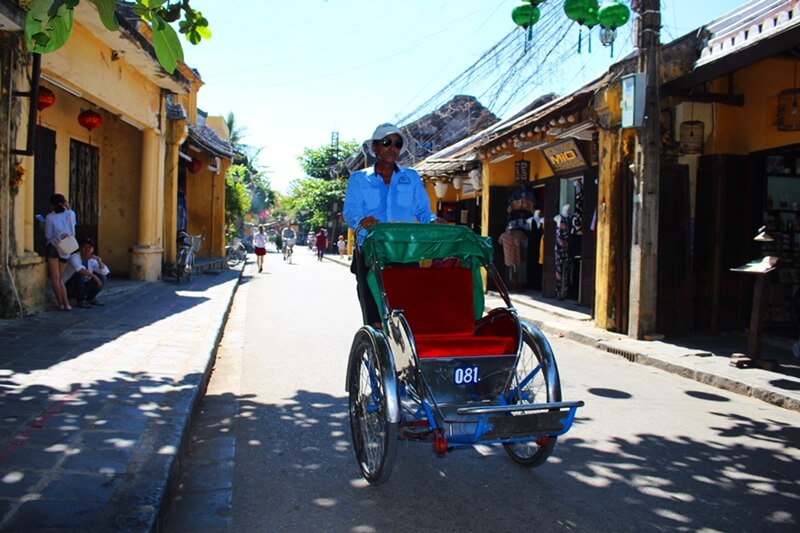 Cyclo in Hoi An Old City