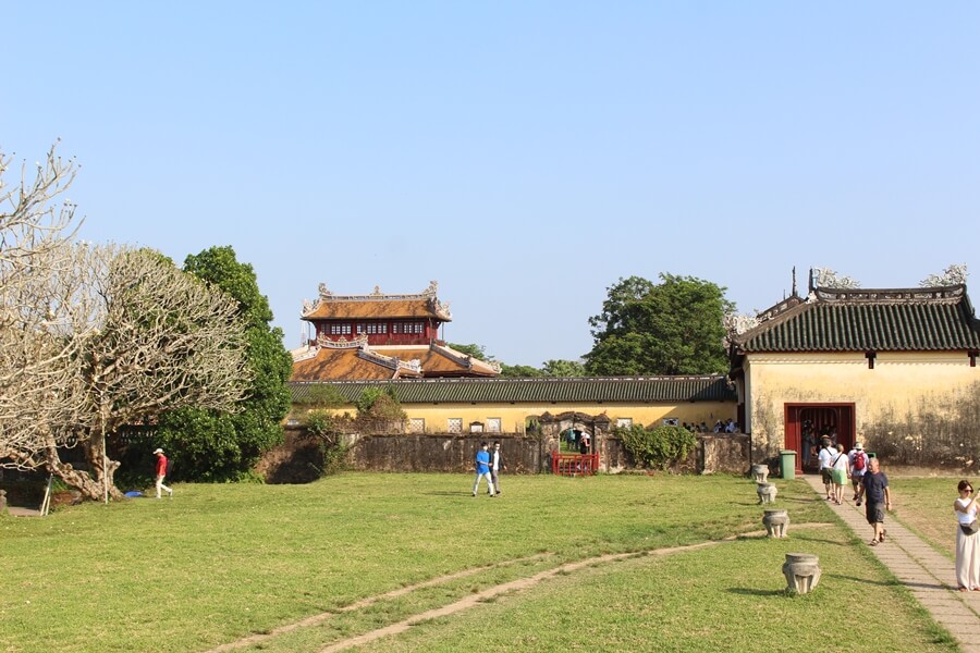 Thành phố Huế nổi bật ở miền Trung với kinh thành cổ