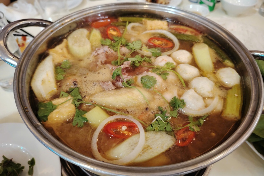 Vietnamese hotpot