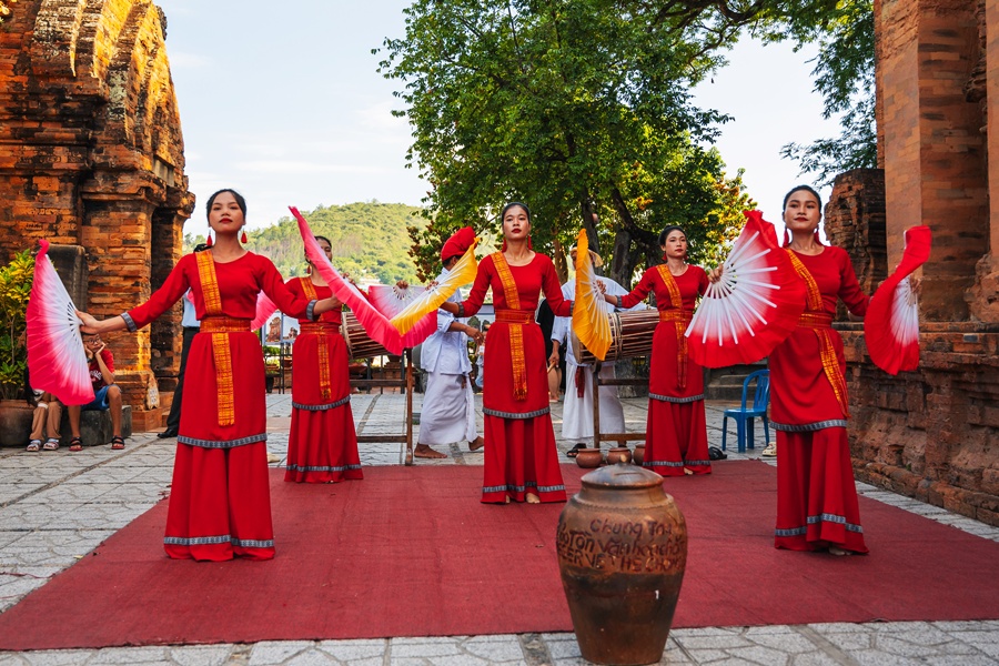 Cham Dance in Po Nagar Temple