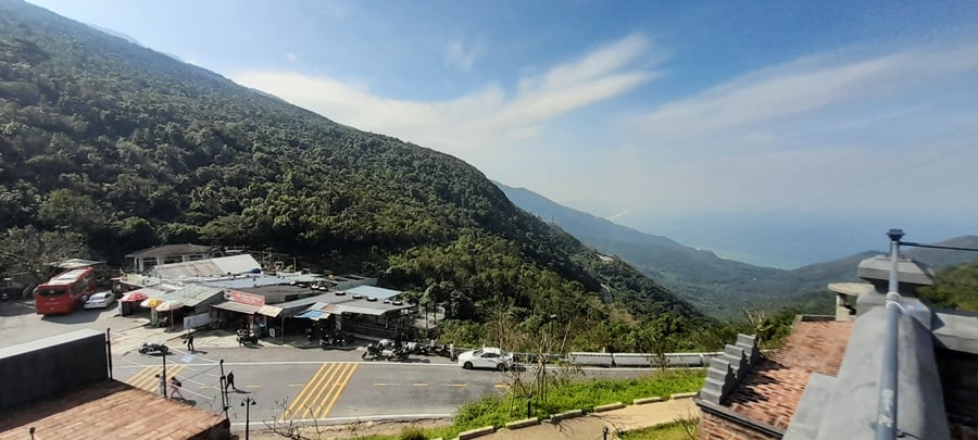 Hai Van Pass on the way traveling from Hue to Hoi An