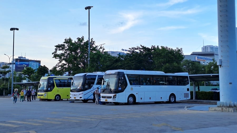 Bus transfer service from Da Nang Airport to Hoi An