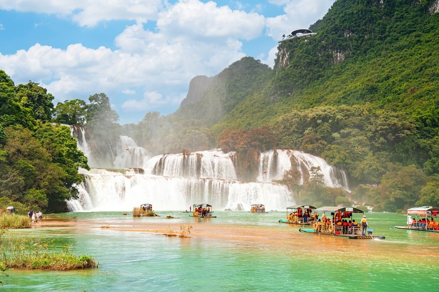 Ban Gioc Waterfall in Cao Bang, North Vietnam