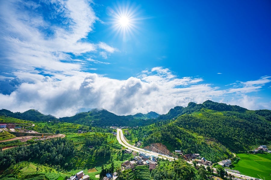 Mountainous view from Lung Cu flagpole