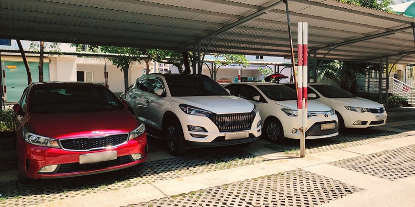 Economy self-drive cars Ho Chi Minh City