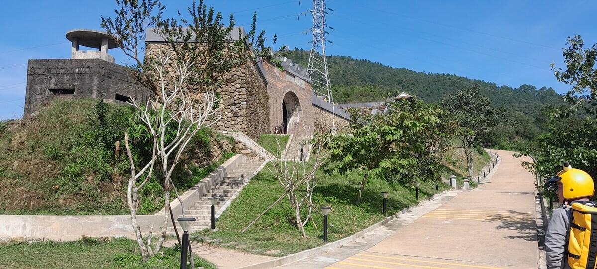 Rijd over de Hai Van-pas vanuit Da Nang en geniet van adembenemende uitzichten en historische plekken
