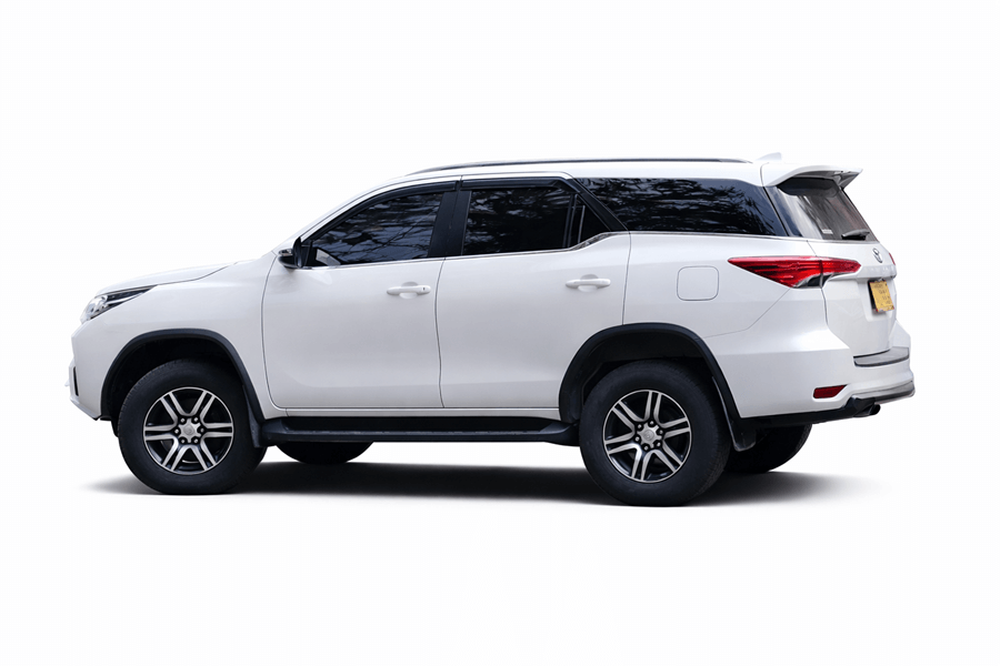 7-seat SUV car for private transfer from Ho Chi Minh City to Can Tho