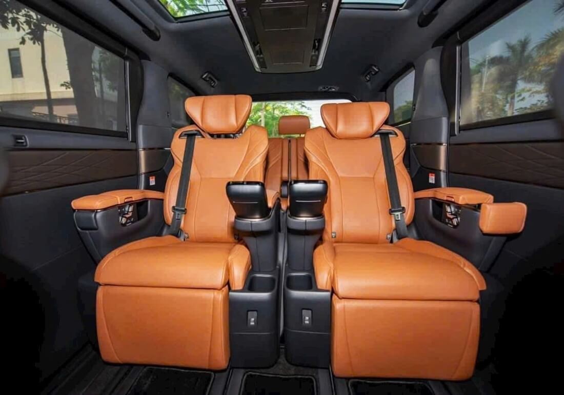 Luxury leather Captain seats in Toyota Alphard interior for premium chauffeur services