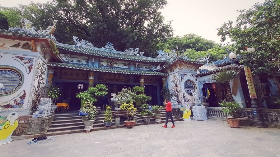 The guest visited Linh Ung Temple in the Marble Mountains
