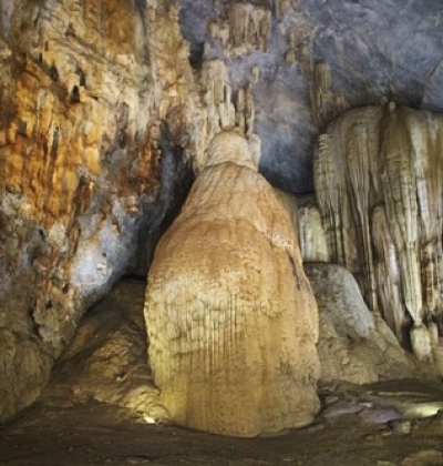 Paradise cave in Phong Nha